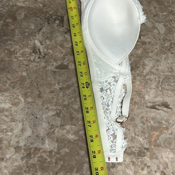 Aerie 36C white bra,lace covered,mesh,fray,padded,cross back,wireless,feminine - Picture 10 of 11